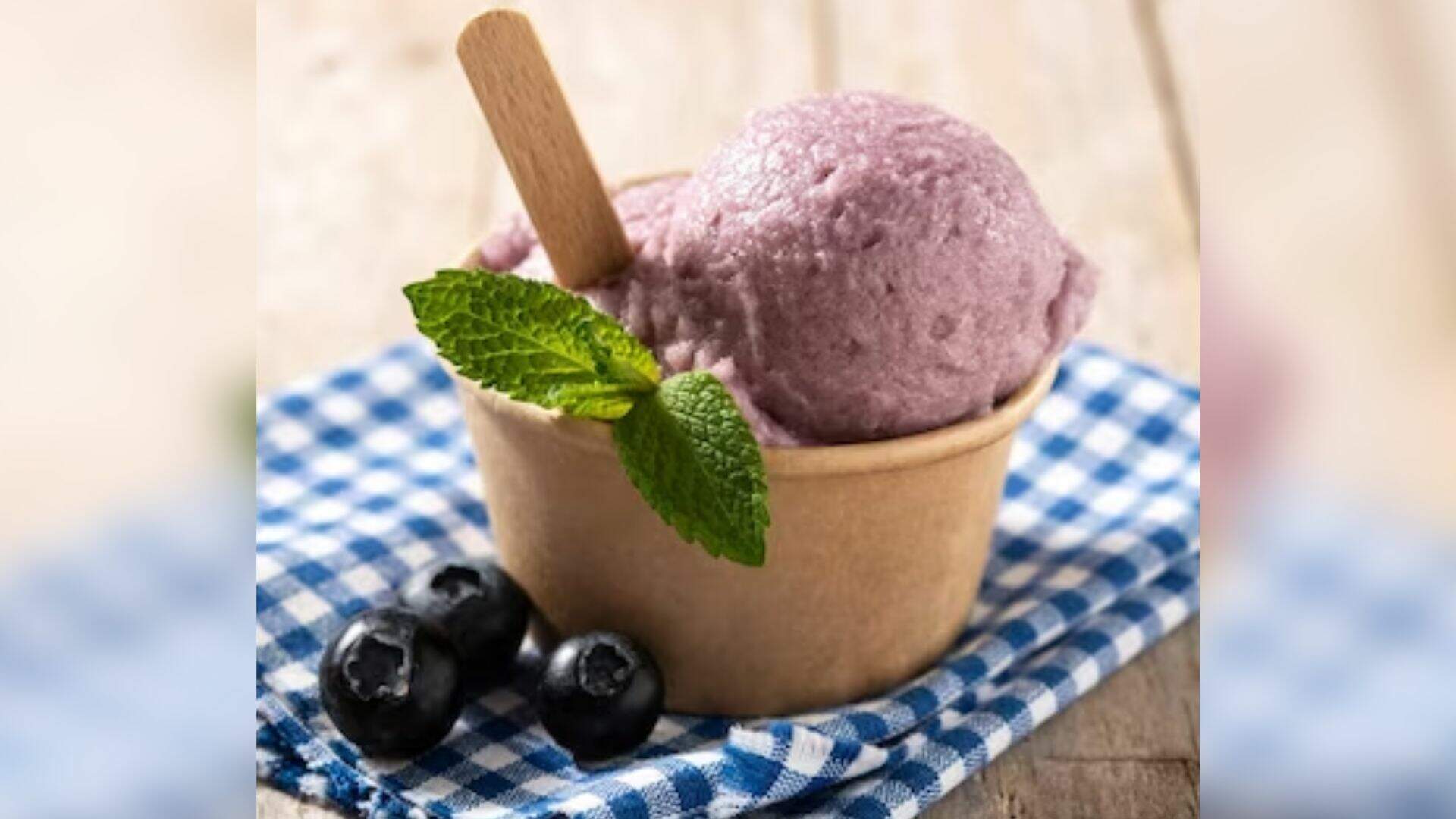 Com 3 ingredientes: Receita fácil de sorvete caseiro de açaí é uma tentação de tão bom