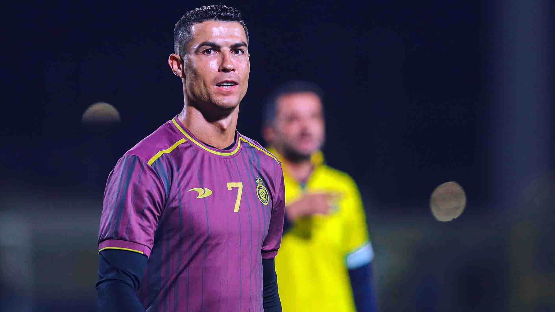 Advogada pede deportação de Cristiano Ronaldo da Arábia Saudita por gesto obsceno