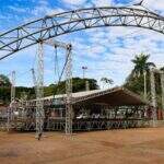 Praça de Dourados recebe montagem da estrutura para o 1º Festival de Todos os Povos