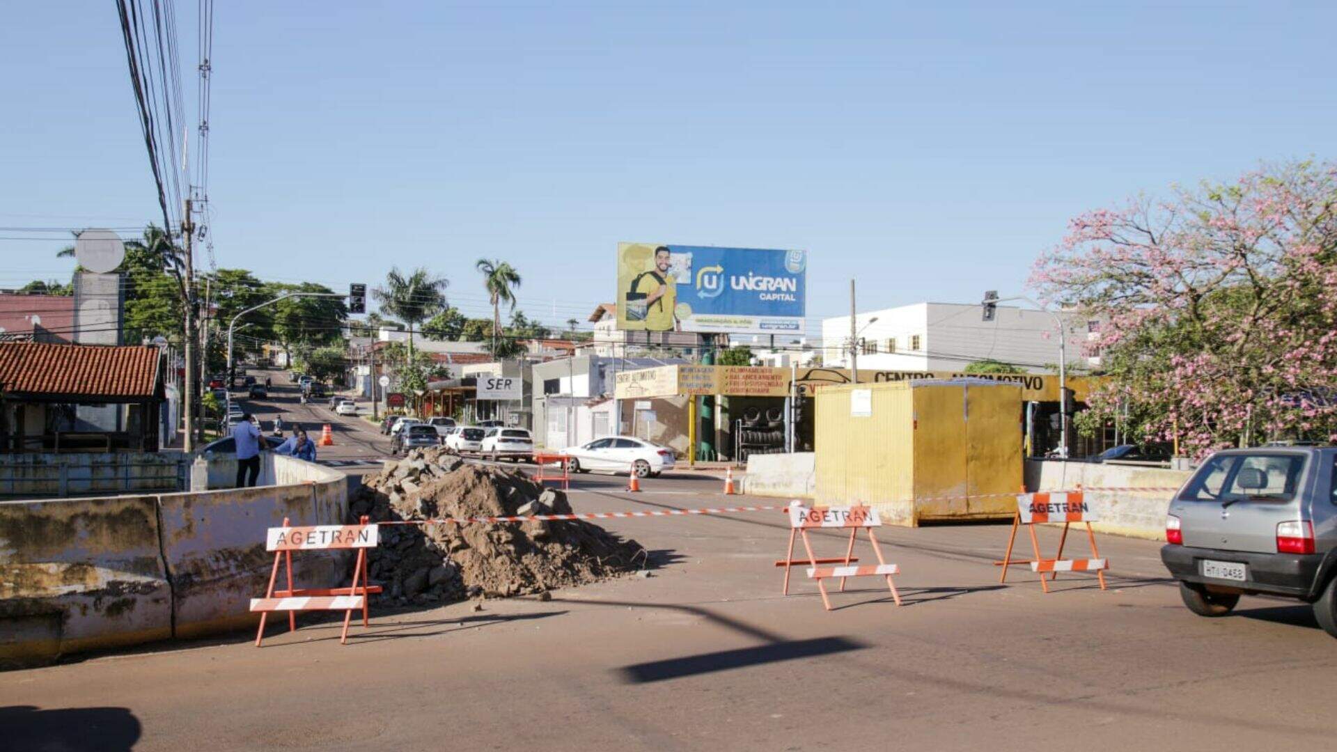 Prefeitura diz que trânsito na José Antônio será liberado nesta semana, após 2 meses em obras