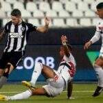 São Paulo para em goleiro revelado em Cotia e estreia com derrota para o Botafogo