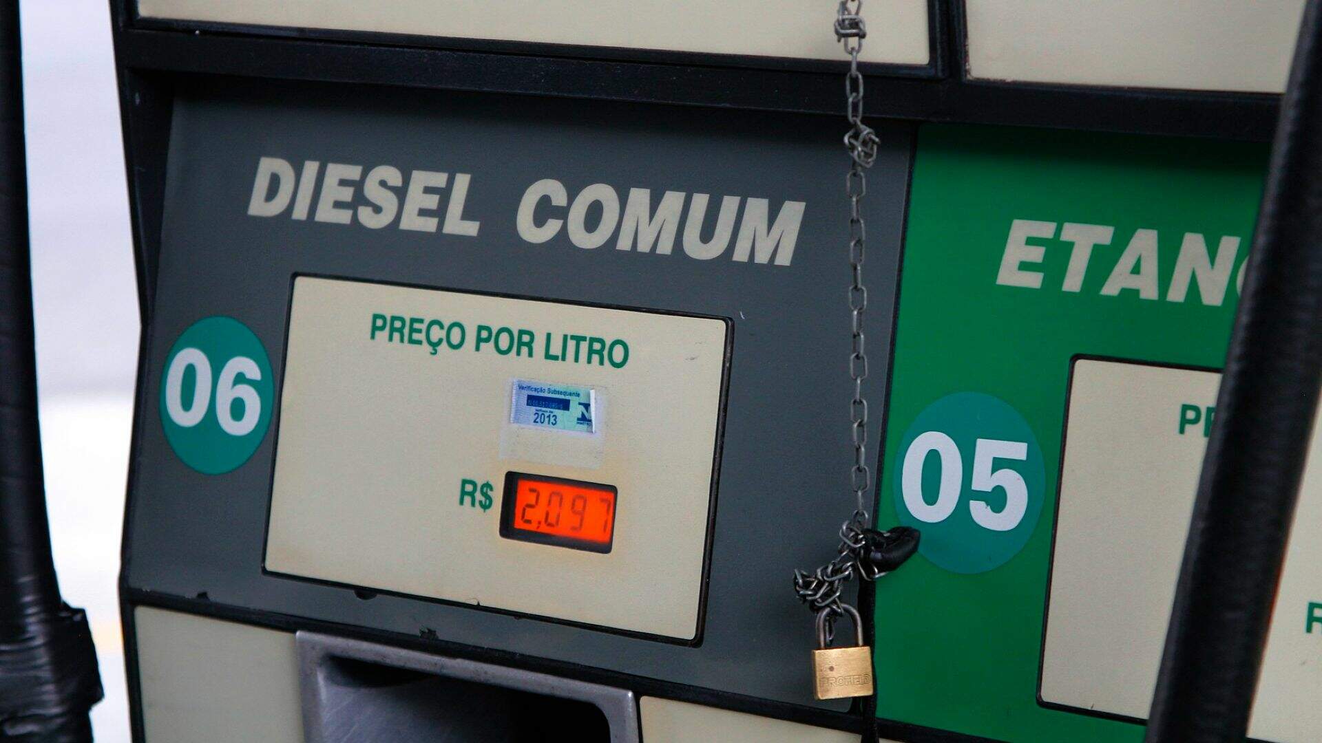 ANP: Preços da gasolina e do diesel têm ligeira queda nos postos, ignorando alta externa