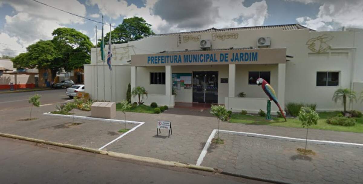 Prefeita de Jardim exonera secretária municipal de finanças do cargo