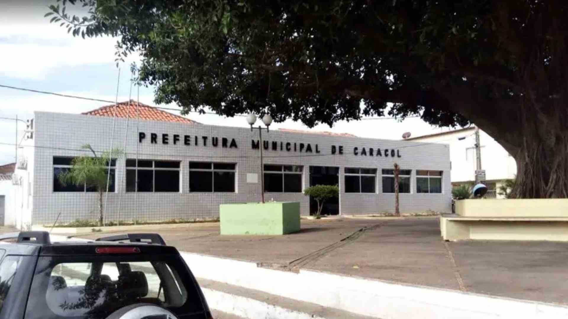 Prefeitura de Caracol abre seleção para ensino fundamental e médio
