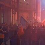 França: manifestantes enfrentam polícia em novo protesto contra reforma previdenciária