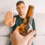Deixar de beber álcool pode mudar a vida?