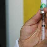Novo ponto de vacinação no centro de Campo Grande aplica 900 doses de influenza em um dia