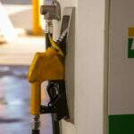 Gasolina cai apenas R$0,03 em Campo Grande após redução da Petrobrás, aponta ANP