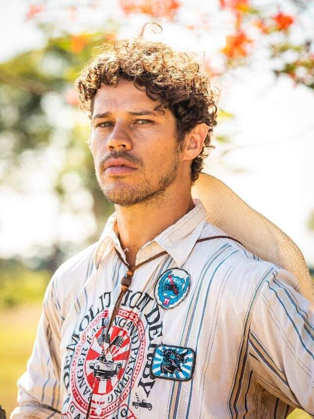 Tadeu, vivido por José Loreto, no remake de "Pantanal" - (Foto: TV Globo) terra e paixão ms
