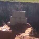 VÍDEO: túmulo é violado e criminoso leva crânio de cemitério em Campo Grande