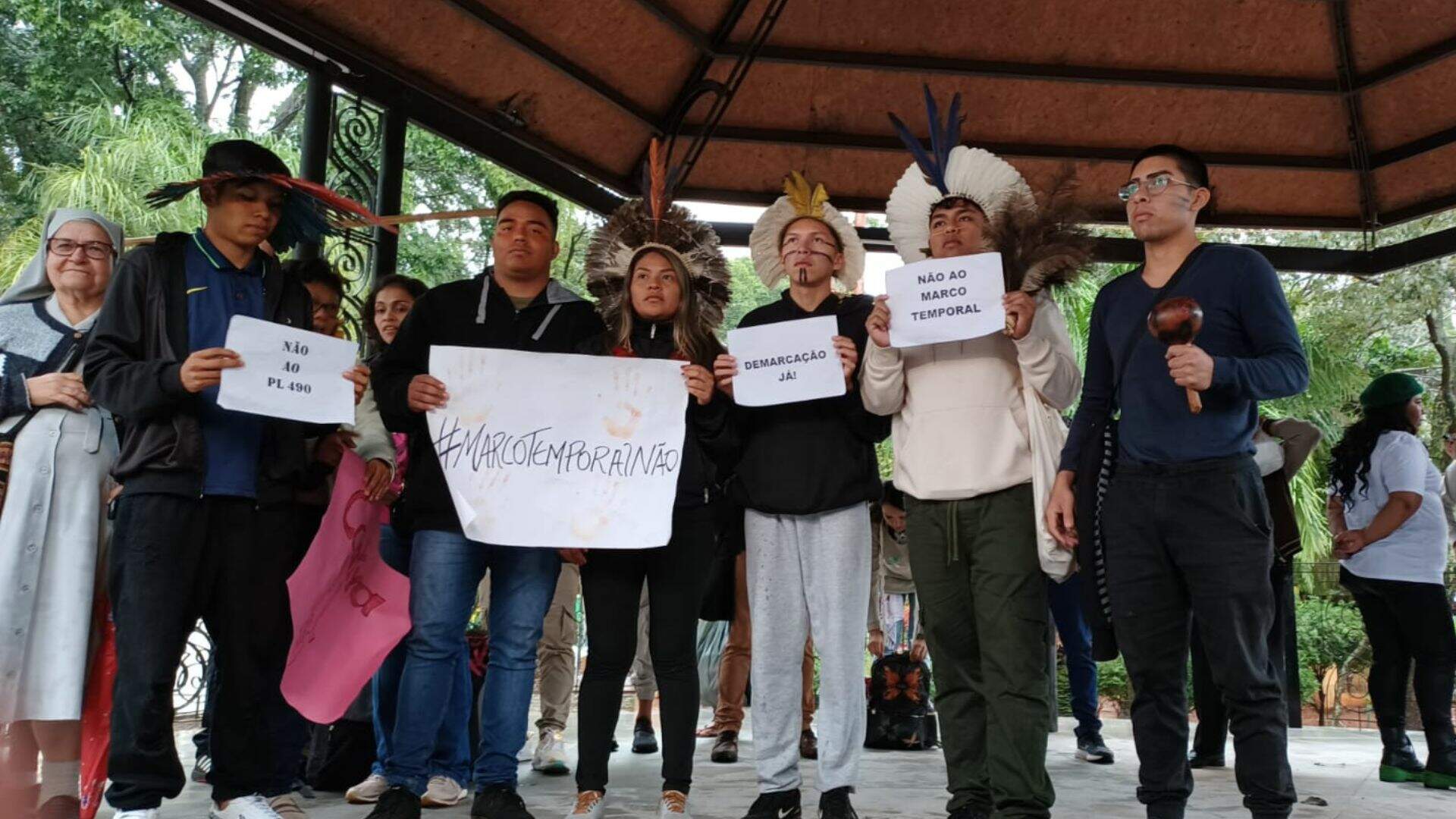 ‘Demarcação do território para nós é vida’: Indígenas protestam contra Marco Temporal em MS