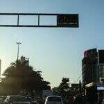 Semáforo desligado deixa trânsito tumultuado nos altos da Afonso Pena