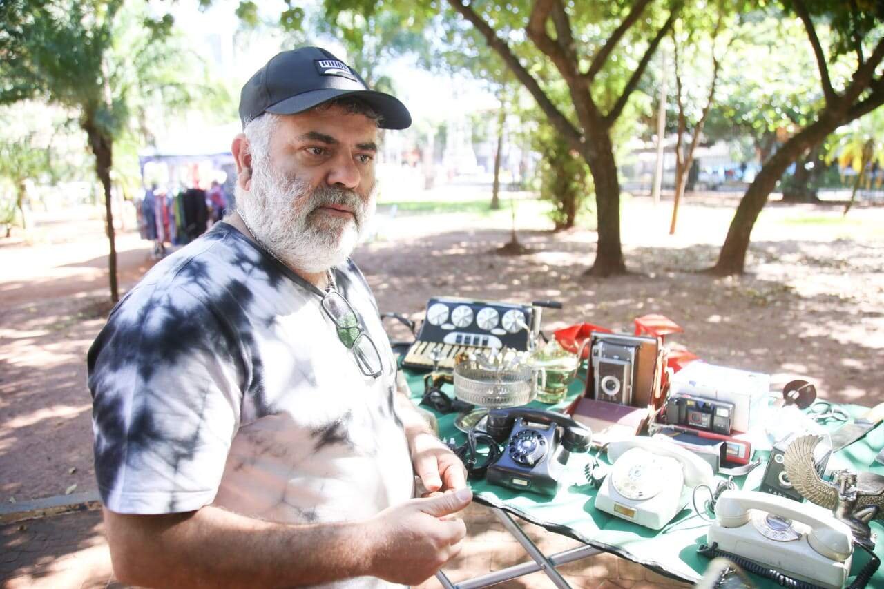 Feira de antiguidades