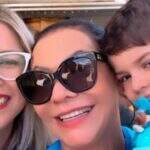 Mãe de Marília Mendonça é criticada por apresentar neto à sósia da cantora: ‘ficou confuso’