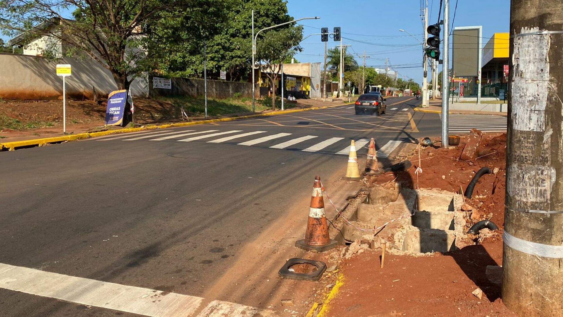 Obras Av. Três barras