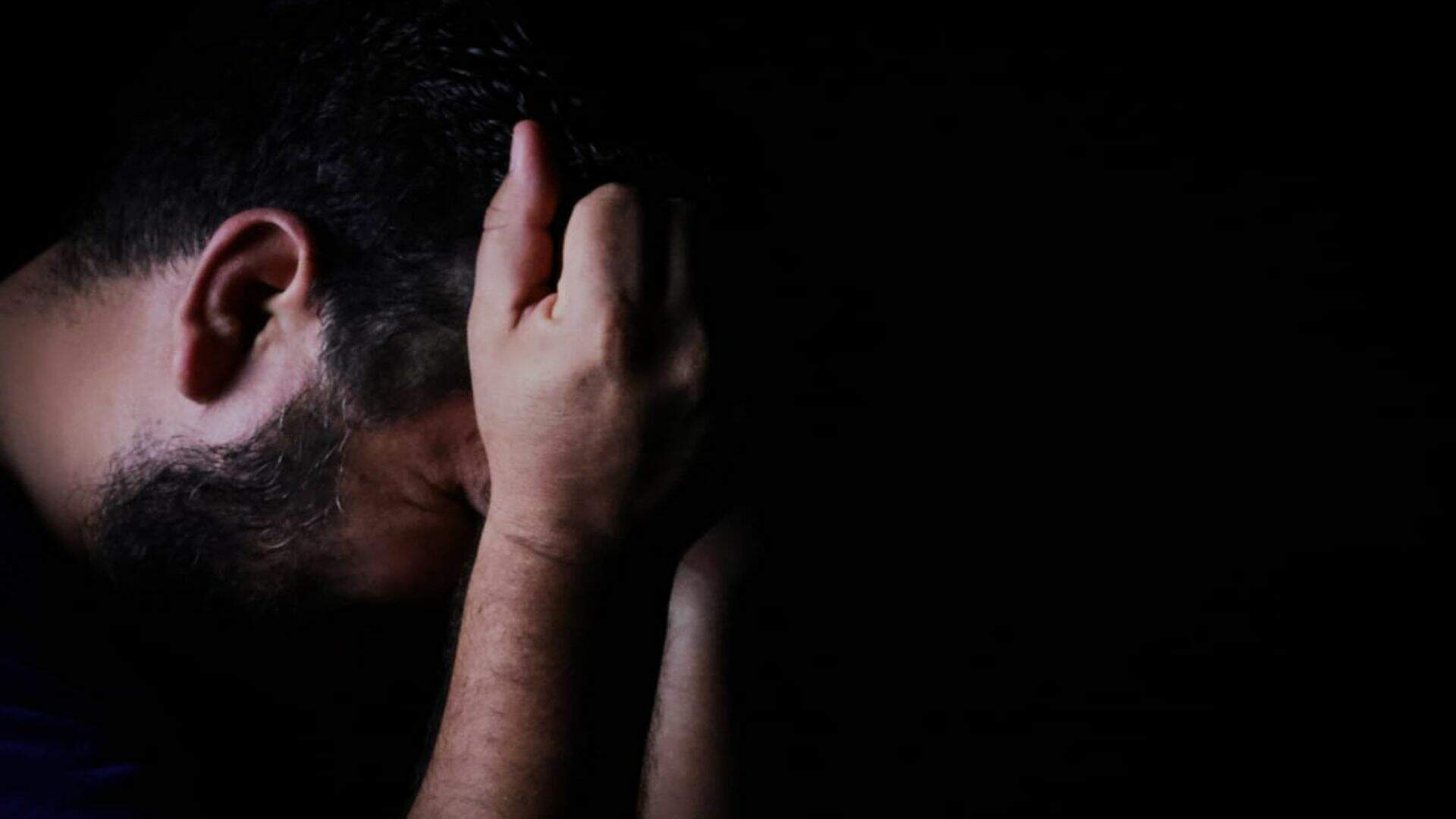 Sofrimento causado por suicídio