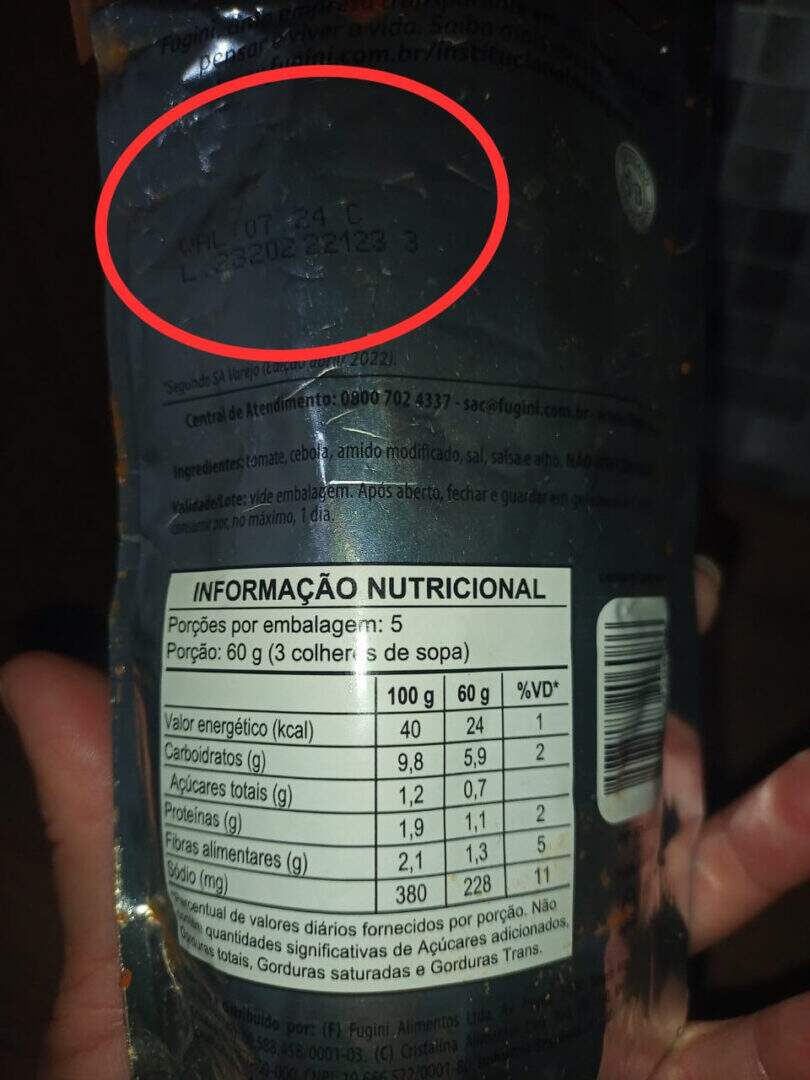 Corpo estranho encontrado em molho de tomate em Campo Grande - (Foto: Fala Povo, Jornal Midiamax)