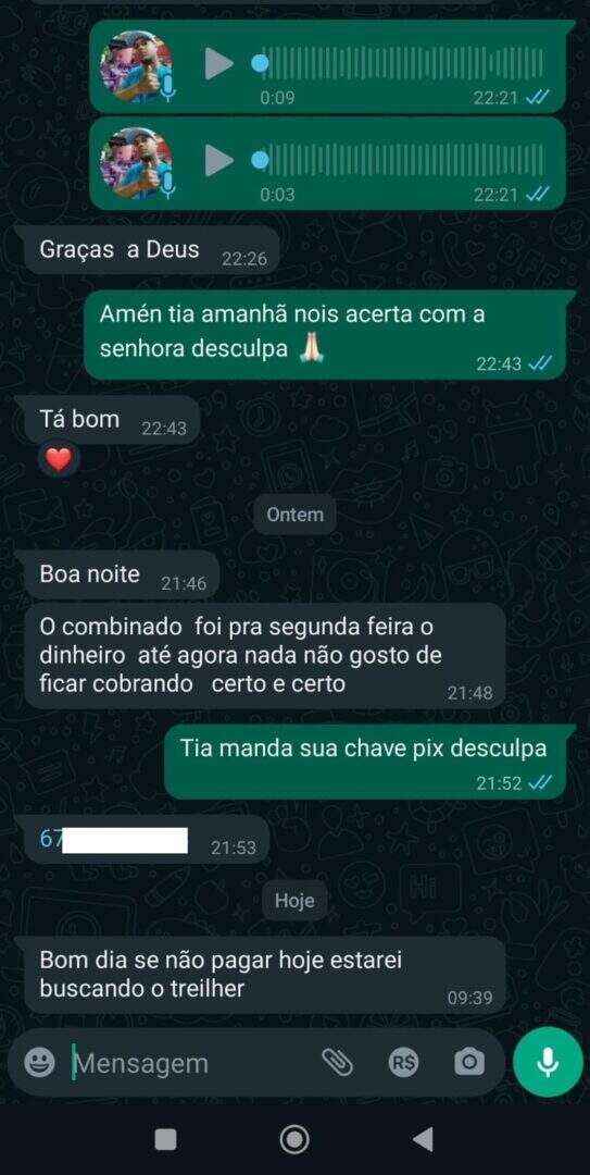 Conversa com a dona do trailer