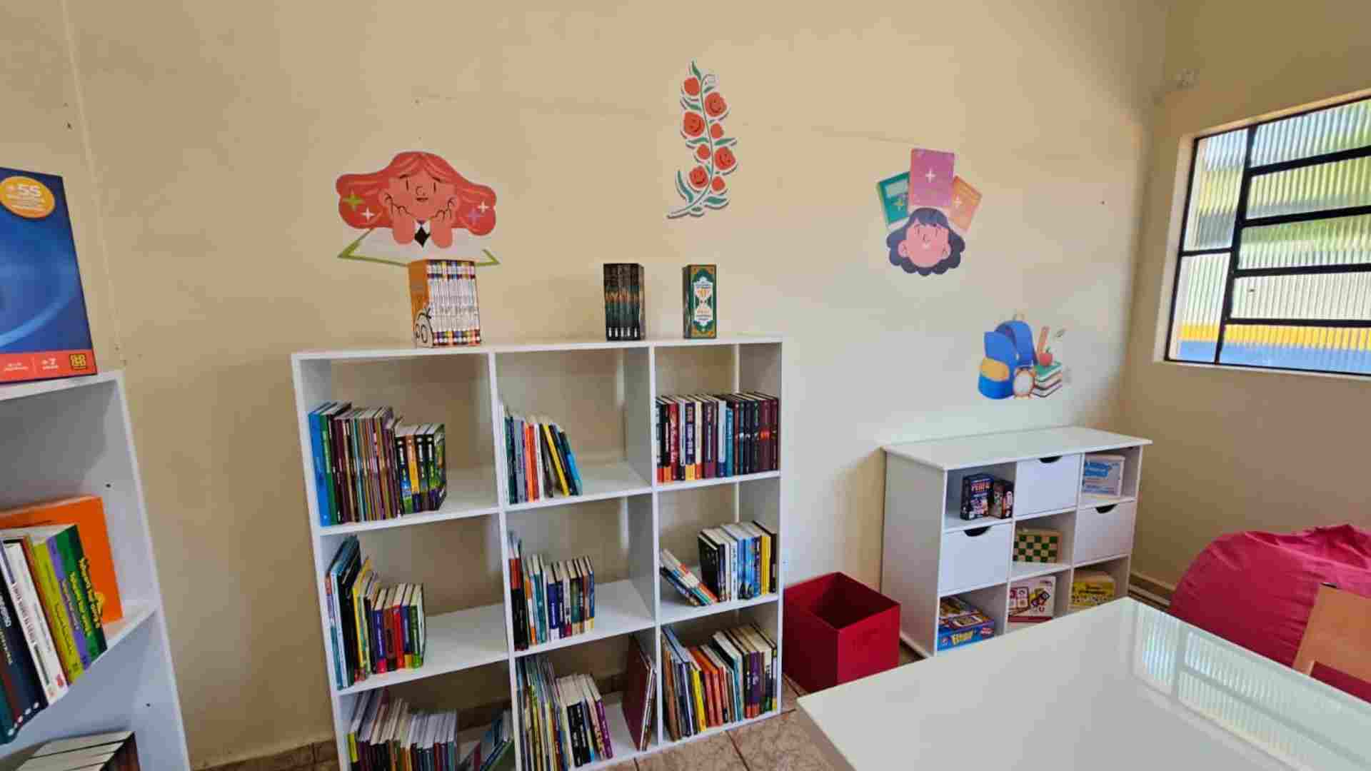 biblioteca