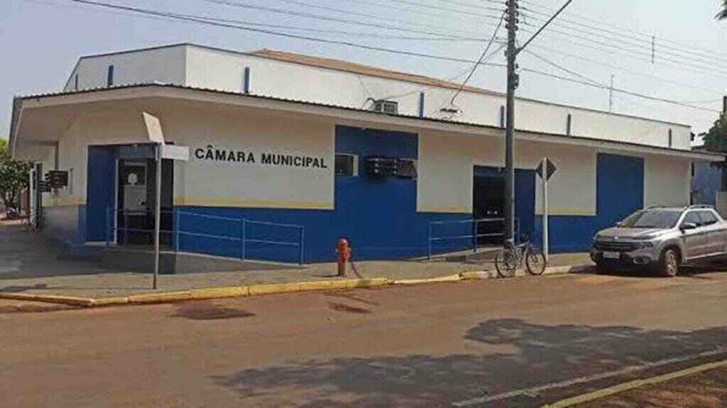 Prefeito atribui data da convocação de concursados à demora da Câmara em aprovar a realização de concurso (CMA, Divulgação)